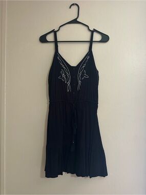 Idyllwind Black Top with White Embroidery